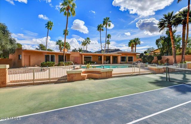 7816 N 47TH Street, Paradise Valley, AZ 85253