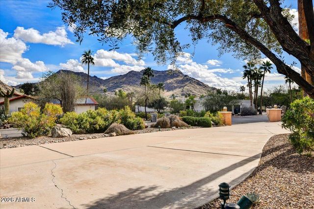 7816 N 47TH Street, Paradise Valley, AZ 85253
