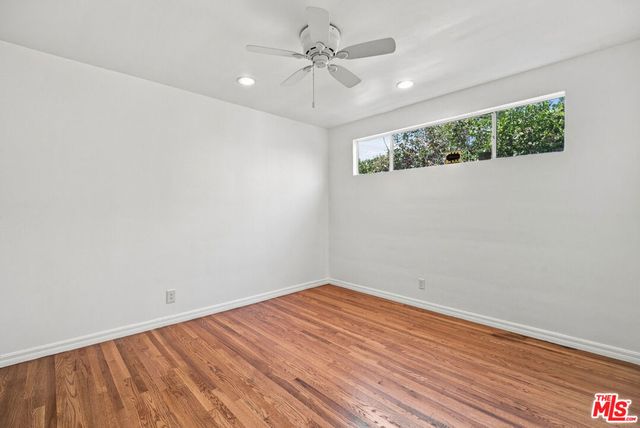 5631 Columbus Avenue, Los Angeles, CA 91411