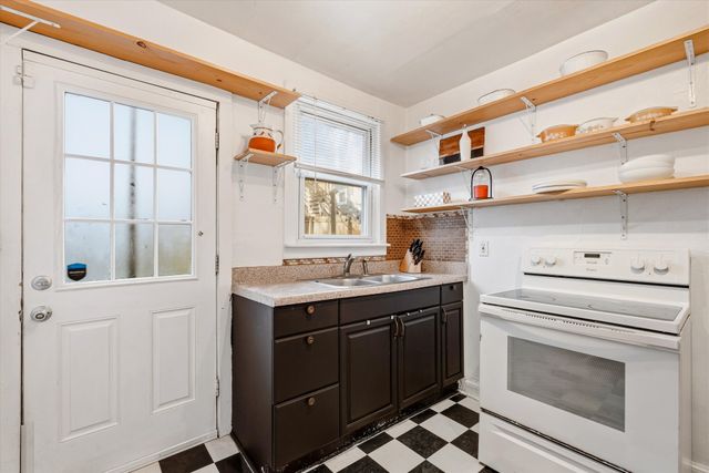 2501 Inga St, Nashville, TN 37206