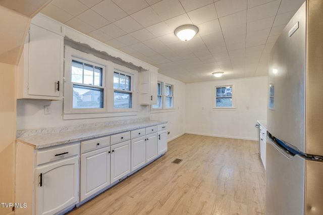 133 Pinehurst Drive, Kingsport, TN 37660