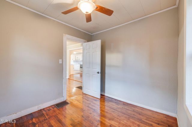 133 Pinehurst Drive, Kingsport, TN 37660