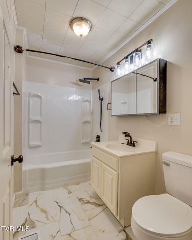 133 Pinehurst Drive, Kingsport, TN 37660