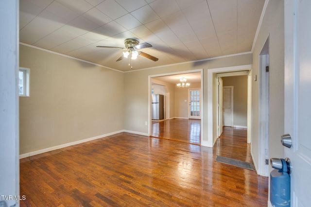 133 Pinehurst Drive, Kingsport, TN 37660