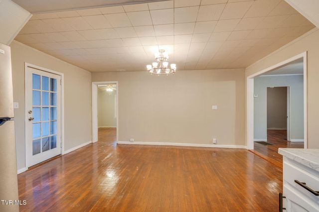 133 Pinehurst Drive, Kingsport, TN 37660