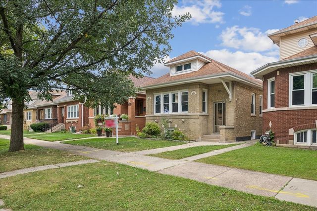 5325 N Linder Avenue, Chicago, IL 60630