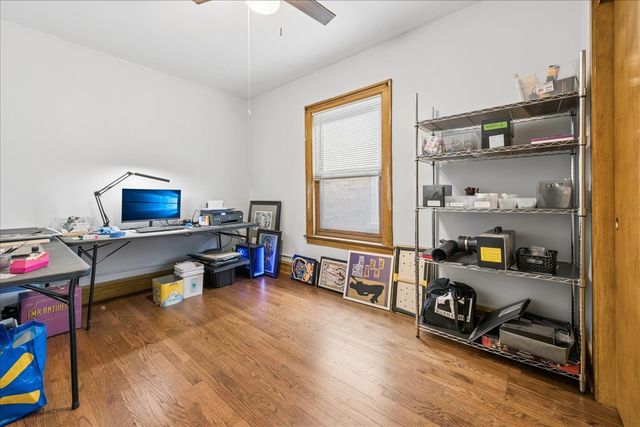 5325 N Linder Avenue, Chicago, IL 60630