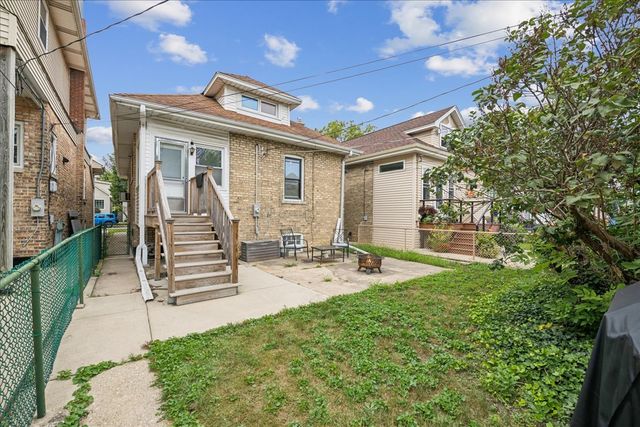 5325 N Linder Avenue, Chicago, IL 60630
