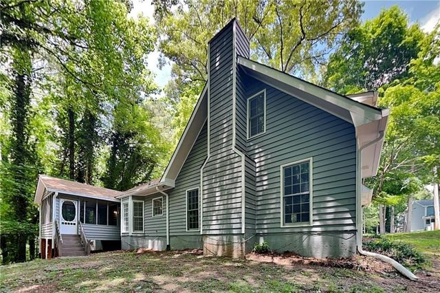 1765 Blackwillow Drive, Marietta, GA 30066