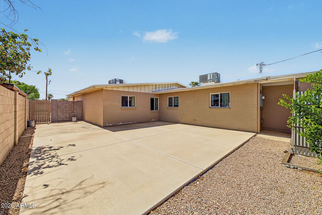 152 W SOUTHERN Avenue, Mesa, AZ 85210 — photo 5