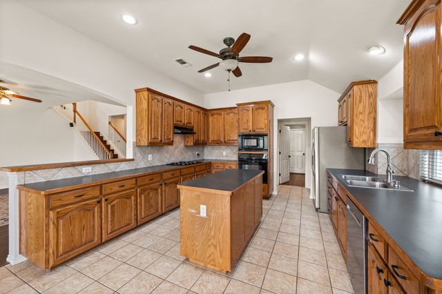 8625 Shadow Trace Drive, Fort Worth, TX 76244