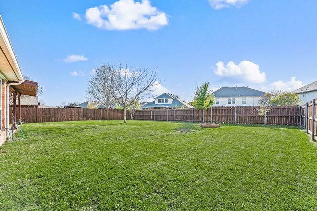 8625 Shadow Trace Drive, Fort Worth, TX 76244