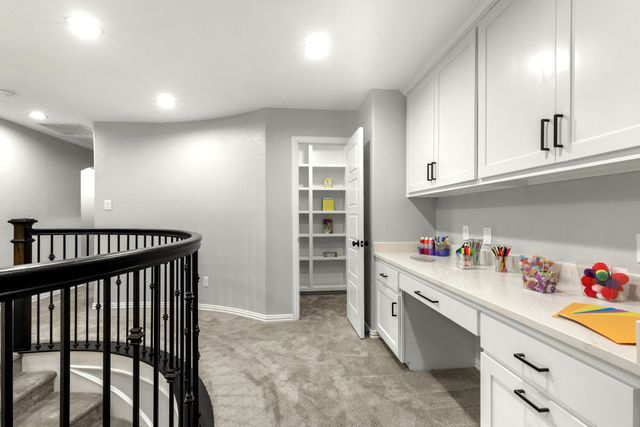 913 Royal Minister Boulevard, Lewisville, TX 75056