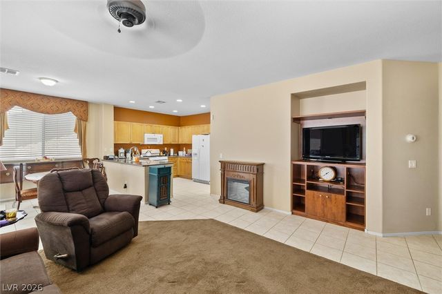 9332 Longhorn Falls Court, Las Vegas, NV 89149