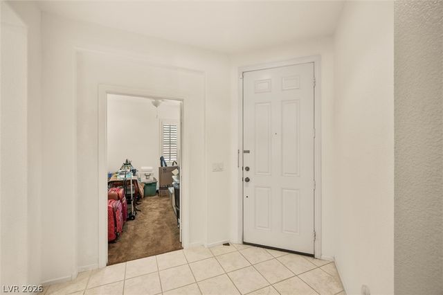 9332 Longhorn Falls Court, Las Vegas, NV 89149