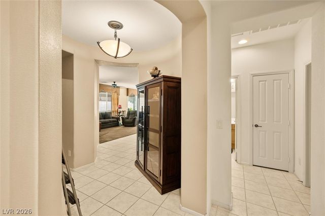 9332 Longhorn Falls Court, Las Vegas, NV 89149