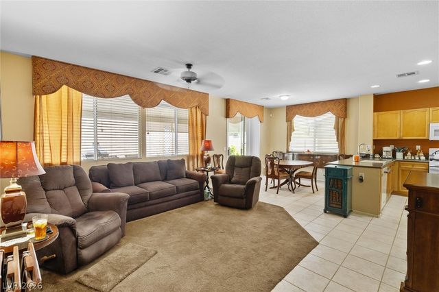 9332 Longhorn Falls Court, Las Vegas, NV 89149