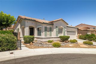 9332 Longhorn Falls Court, Las Vegas, NV 89149