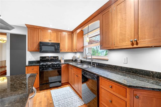 1211 Trent Drive, Unity Twp, PA 15650