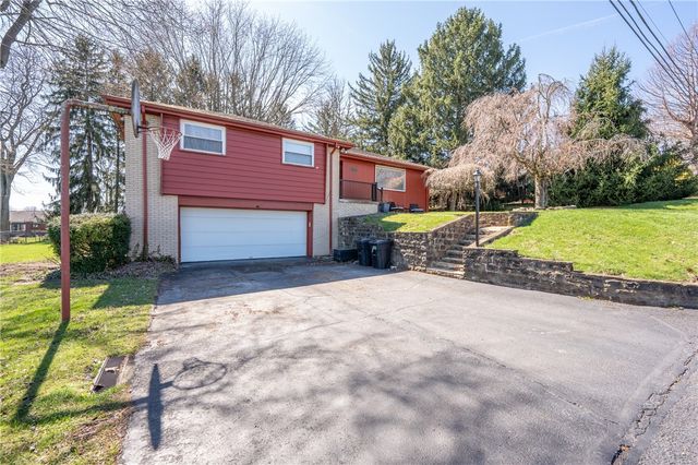 1211 Trent Drive, Unity Twp, PA 15650
