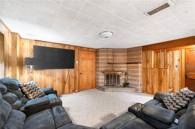 1211 Trent Drive, Unity Twp, PA 15650