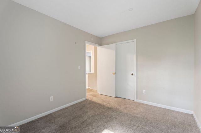 878 HERITAGE OAKS Drive, Stone Mountain, GA 30088