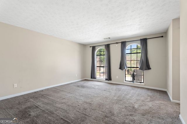 878 HERITAGE OAKS Drive, Stone Mountain, GA 30088