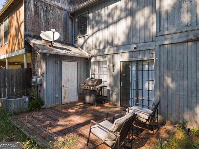 878 HERITAGE OAKS Drive, Stone Mountain, GA 30088