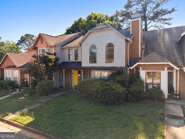 878 HERITAGE OAKS Drive, Stone Mountain, GA 30088