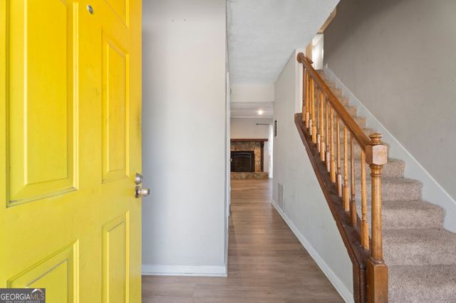 878 HERITAGE OAKS Drive, Stone Mountain, GA 30088