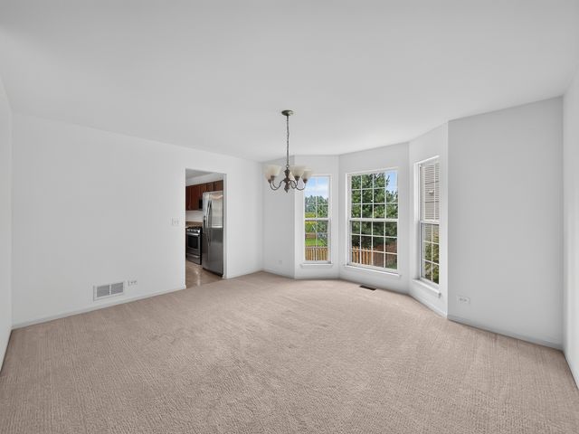 1911 Cameron Drive, Hampshire, IL 60140
