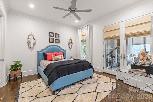 2800 Wintergreen Drive, Charlotte, NC 28211