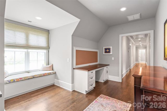 2800 Wintergreen Drive, Charlotte, NC 28211