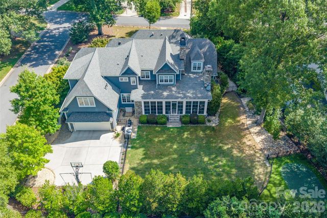 2800 Wintergreen Drive, Charlotte, NC 28211