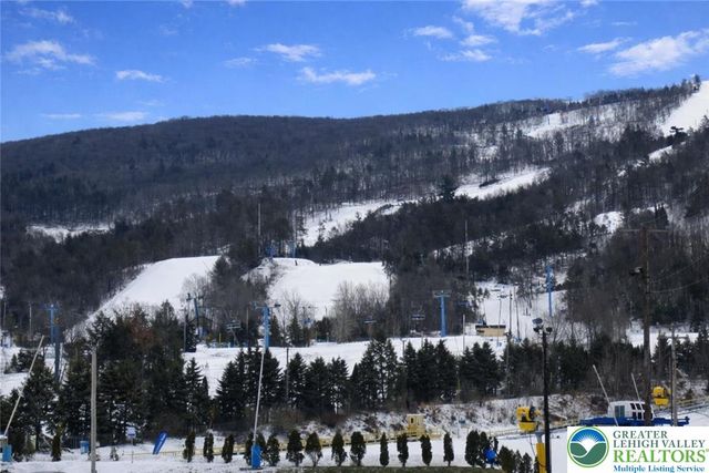 140 PENN Drive, Towamensing Twp, PA 18235