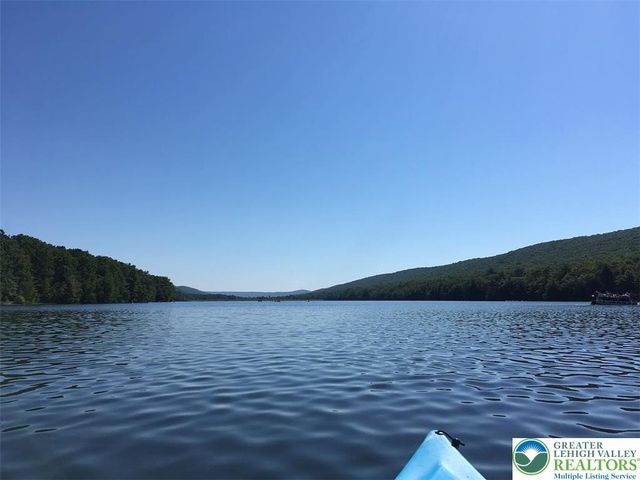 140 PENN Drive, Towamensing Twp, PA 18235