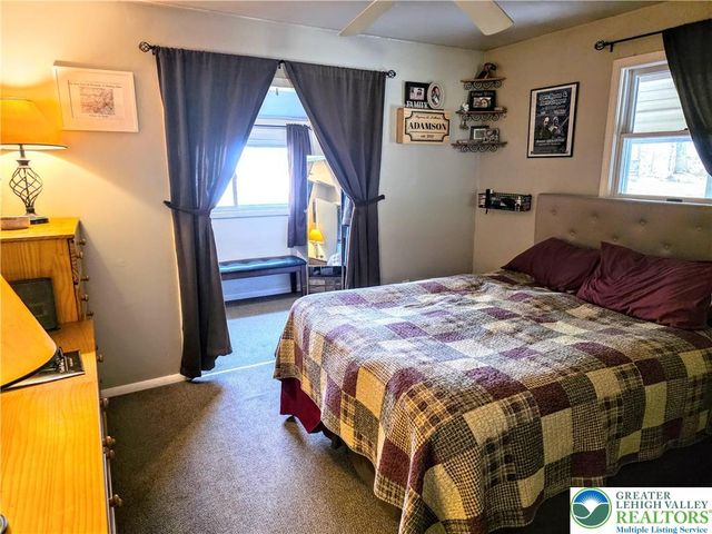 140 PENN Drive, Towamensing Twp, PA 18235