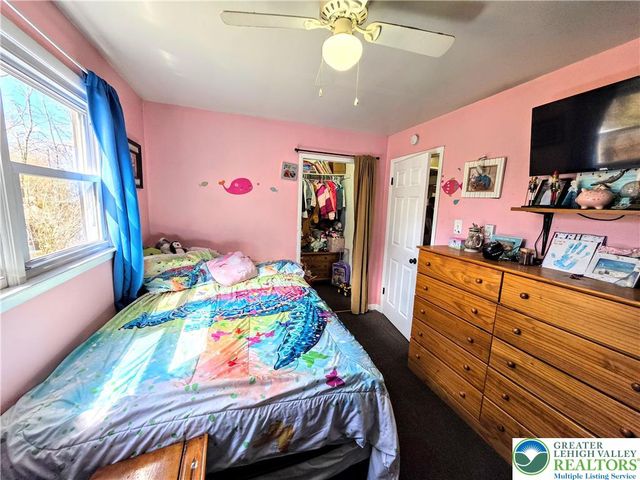 140 PENN Drive, Towamensing Twp, PA 18235