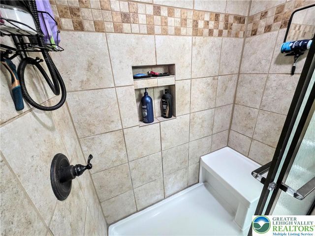 140 PENN Drive, Towamensing Twp, PA 18235