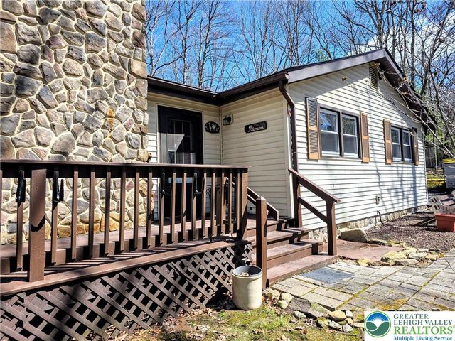 140 PENN Drive, Towamensing Twp, PA 18235