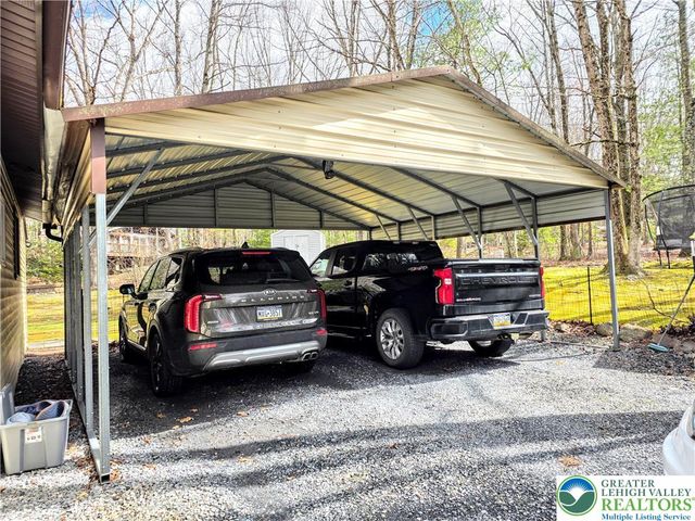 140 PENN Drive, Towamensing Twp, PA 18235