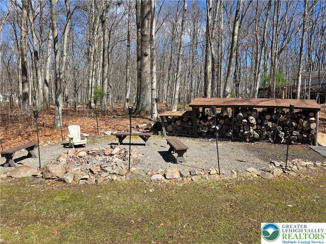 140 PENN Drive, Towamensing Twp, PA 18235