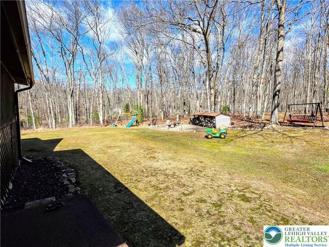 140 PENN Drive, Towamensing Twp, PA 18235