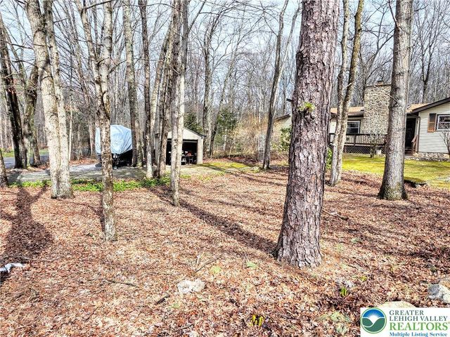 140 PENN Drive, Towamensing Twp, PA 18235