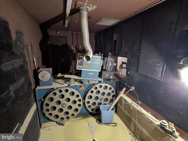 37 MANCHESTER ST, Glen Rock, PA 17327