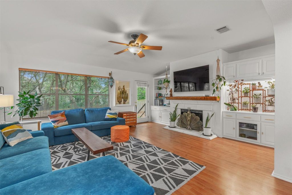 1218 Highland DR, Cedar Park, TX 78613
