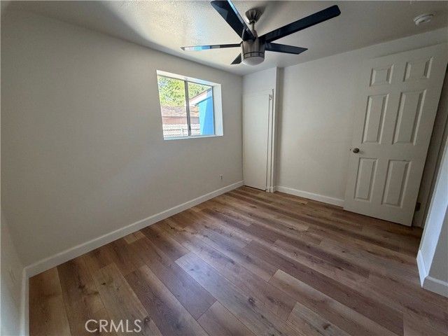 320 Sky View Lane, Crestline, CA 92325