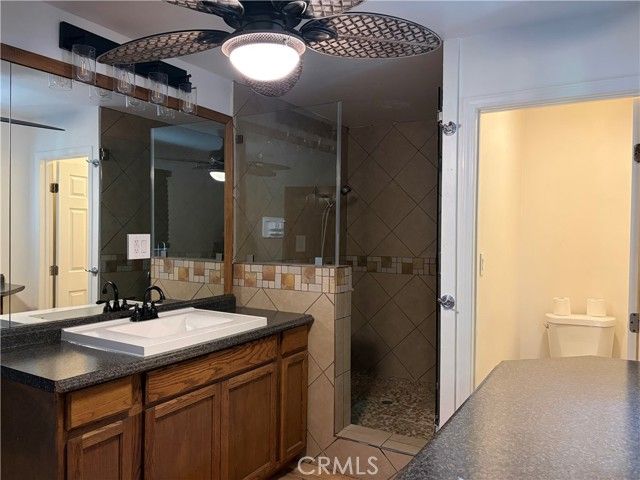 320 Sky View Lane, Crestline, CA 92325