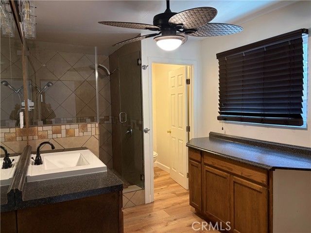 320 Sky View Lane, Crestline, CA 92325