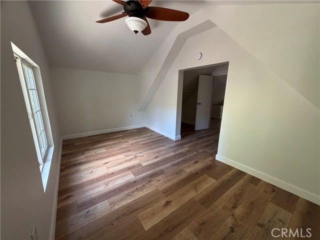 320 Sky View Lane, Crestline, CA 92325